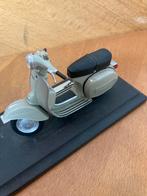 VESPA scooter, Hobby & Loisirs créatifs, Voitures miniatures | 1:24, Comme neuf, Autres types, Maisto