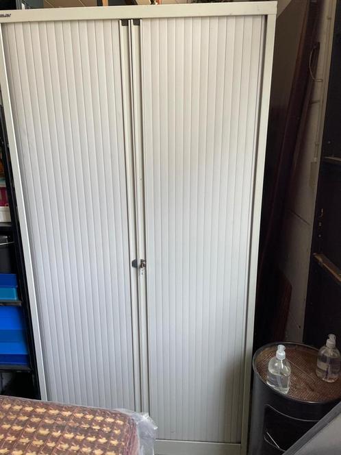 Metalen archiefkast met rolluikdeuren – 4 leggers, Huis en Inrichting, Kasten | Roldeurkasten en Archiefkasten, Gebruikt, 150 tot 200 cm
