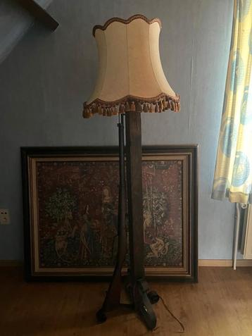 Lampadaire  beschikbaar voor biedingen