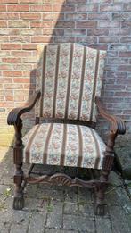 Antieke zitstoel met mooie bekleding en leuning, Ophalen