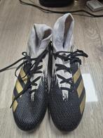 Chaussures de football Adidas, Porté, Chaussures de sport, Noir, Enlèvement