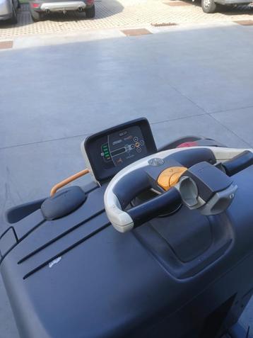 Crown GPC 3020 bouwjaar 2022 pick-order beschikbaar voor biedingen