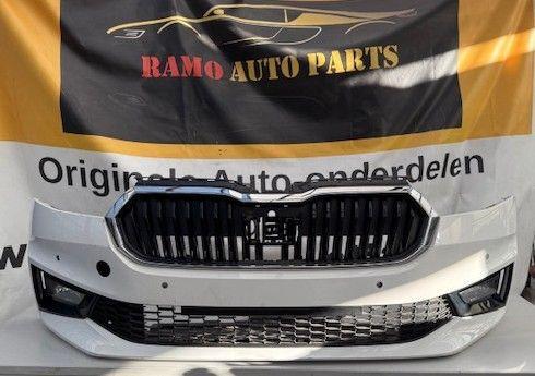 SKODA FABIA 4 VOORBUMPER BMPER 6VA807221 2021-, Auto-onderdelen, Carrosserie, Bumper, Skoda, Voor, Gebruikt, Herkomst onderdeel bekend