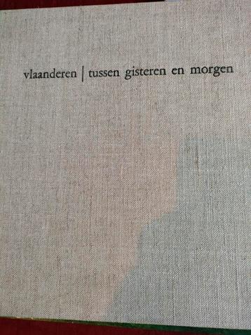 Vintage boek Vlaanderen tussen gisteren en morgen beschikbaar voor biedingen