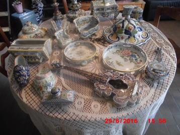 lot de faiences anciennes beschikbaar voor biedingen