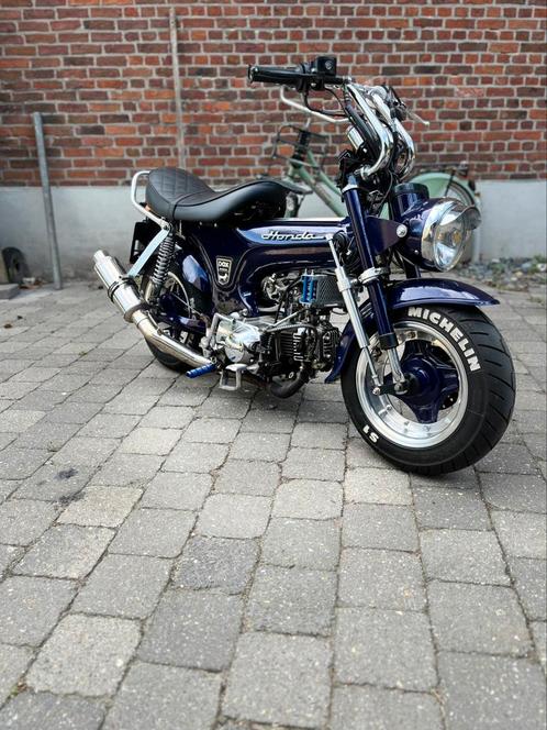 Dax brommer, Fietsen en Brommers, Brommers | Honda, Zo goed als nieuw, Overige modellen, Klasse B (45 km/u), Ophalen