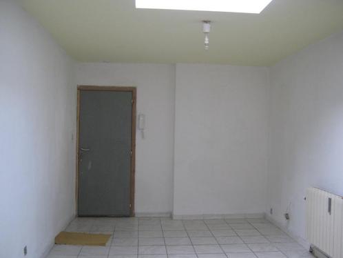 Appartement à louer - Cherleroi, Immo, Appartementen en Studio's te huur, Charleroi, 50 m² of meer