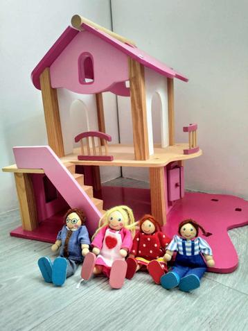 Maison de poupée en bois avec figurines Hema