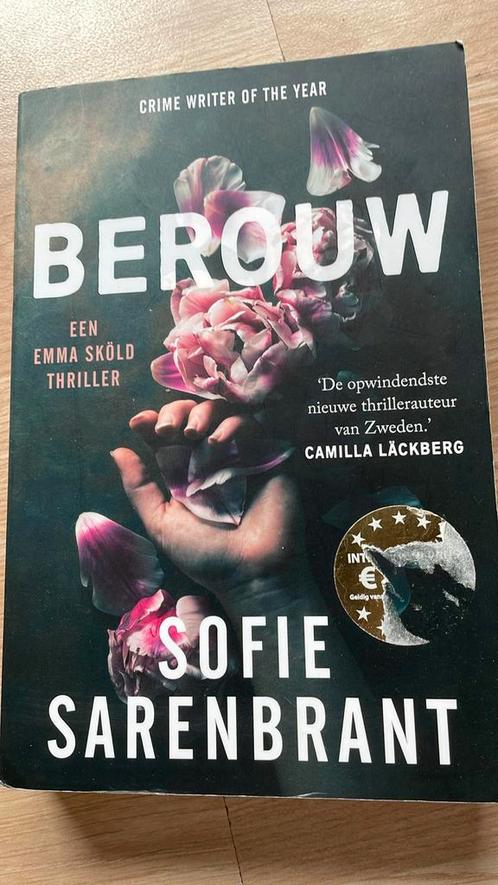 Sofie Sarenbrant - Berouw, Boeken, Thrillers, Zo goed als nieuw, Verzenden