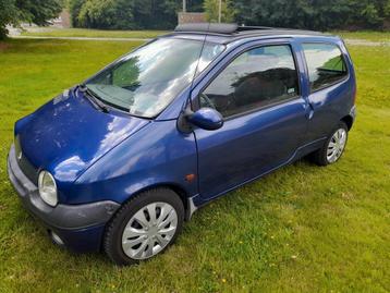 Renault TWINGO 16V 129.000 km/5060 AUVELAIS  beschikbaar voor biedingen