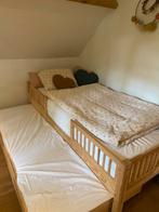 Petit puk bed, Kinderen en Baby's, Ophalen, Zo goed als nieuw, Matras