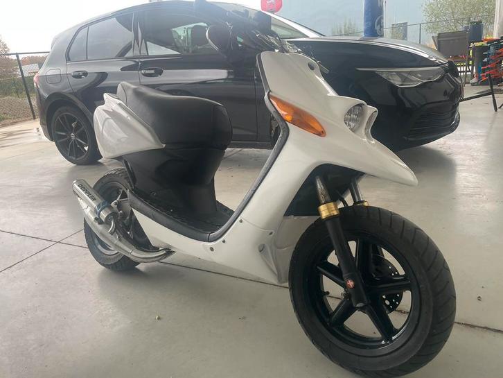 Yamaha /next/rocket/spy, Fietsen en Brommers, Scooters | Yamaha, Gebruikt, Overige modellen, Klasse A (25 km/u), Benzine, Ophalen