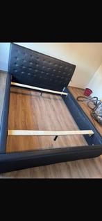 Cadre de lit en cuir noir - 160x200, Maison & Meubles, Comme neuf, Enlèvement, 200 cm, Deux personnes
