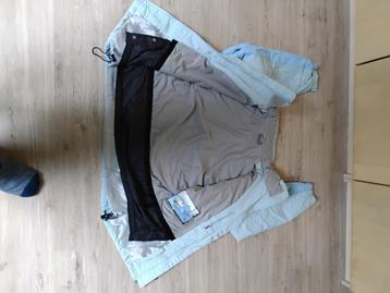 Skikleding  First beschikbaar voor biedingen