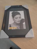 Fotokader nieuw, Enlèvement