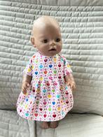 47. Babyborn: Nieuw jurkje met hartjes, Kinderen en Baby's, Speelgoed | Poppen, Ophalen of Verzenden, Nieuw, Babypop