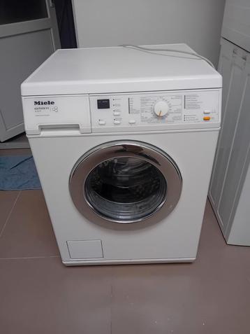 Wasmachine van het merk Miele beschikbaar voor biedingen