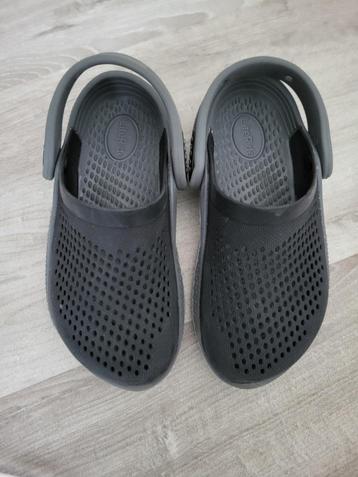 Sabots Crocs C11 pointure 28/29, Garçon ou Fille, Crocs, Comme neuf, Enlèvement