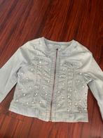Jeans jasje met witte bolletjes op, Kleding | Dames, Jasjes, Kostuums en Pakken, Blauw, Ophalen of Verzenden, Zo goed als nieuw