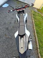 Moto ( supermotard 125 ), Motoren, Particulier, 125 cc, 11 kW of minder, 1 cilinder