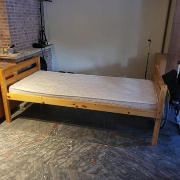 bed & matras beschikbaar voor biedingen