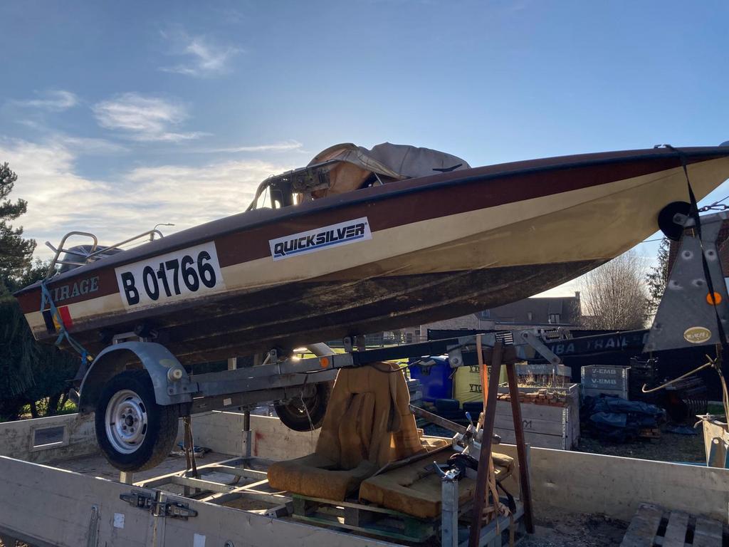 Retro speedboot met ribatrailer, Watersport en Boten, Speedboten, Gebruikt, 3 tot 6 meter, Benzine, 70 tot 120 pk, Polyester, Buitenboordmotor