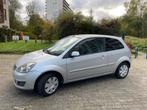 FORD FIESTA AUTOMAAT BENZINE GEKEURD VERKOOP, Auto's, Stof, Zwart, Particulier, Fiësta