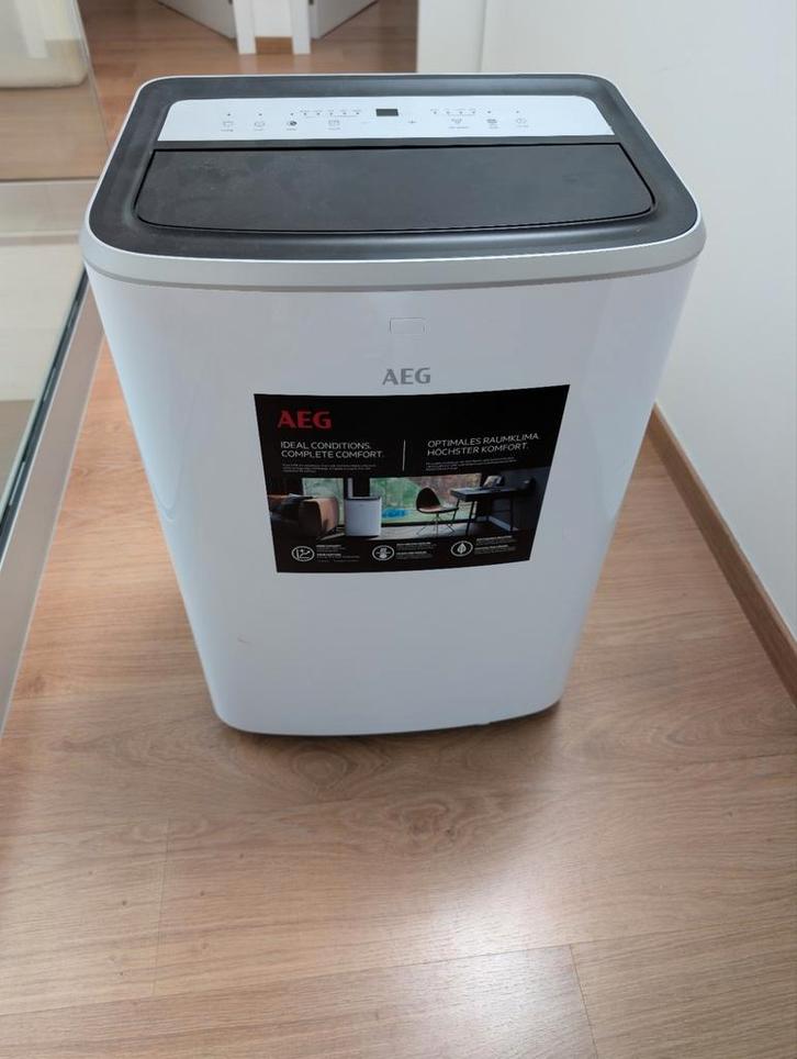 Krachtige mobiele airco AEG (3400W) - Kan ook verwarmen, Elektronische apparatuur, Airco's, Zo goed als nieuw, Ophalen