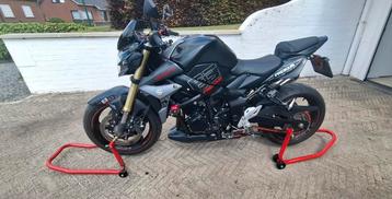 Suzuki gsr 750 freegun beschikbaar voor biedingen