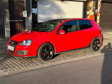 Vw golf 5 GTi 2.0tfsi BWA 250pk Roemeens geldige papieren beschikbaar voor biedingen