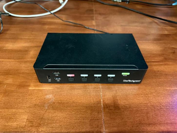 Startech SV431HDU3A2 KVM switch, Computers en Software, Overige Computers en Software, Zo goed als nieuw, Ophalen of Verzenden