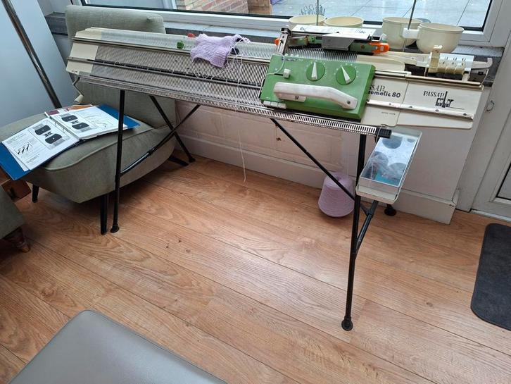 Breimachine Passap Duomatic 80 met veel extra's, Hobby en Vrije tijd, Breien en Haken, Breien, Machine, Ophalen