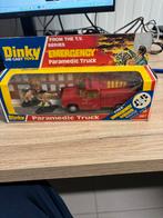 Dinky toys emergency truck, Hobby en Vrije tijd, Modelauto's | 1:43, Ophalen of Verzenden, Zo goed als nieuw, Dinky Toys