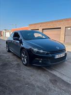 Scirocco R-line 2.0 CR TDi DPF 2010 bouwjaar, Auto's, Voorwielaandrijving, Stof, 4 cilinders, Zwart