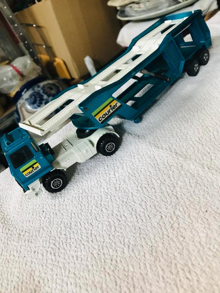 jouet camoin transporteur, Enfants & Bébés, Jouets | Véhicules en jouets, Utilisé, Enlèvement