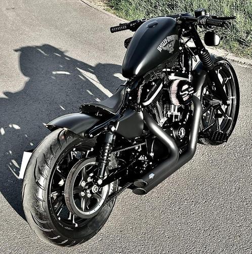 Harley Sportster Iron 883xl Bobber Dark Custom 1200kms, Motos, Motos | Harley-Davidson, Particulier, Autre, plus de 35 kW, 2 cylindres