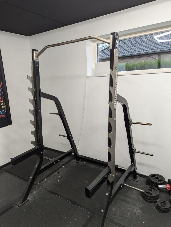 Squat Rack barbarian Line, Sport en Fitness, Fitnessmaterialen, Gebruikt, Fitnessbank, Armen, Benen, Borst, Buik, Rug, Ophalen