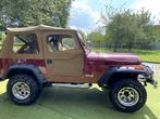 oldtimer jeep, Beige, 4 cilinders, Handgeschakeld, Vierwielaandrijving