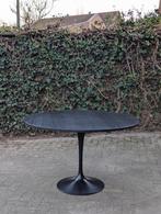 Ronde zwarte eiken tafel met Knoll Tulip poot, Ophalen, Gebruikt, Rond, 100 tot 150 cm