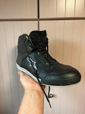 Motorschoenen Alpinestars beschikbaar voor biedingen