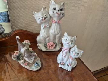 Prachtige porceleinen katten beelden verzameling  beschikbaar voor biedingen