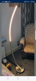 Vloerlamp led, Huis en Inrichting, Ophalen, Zo goed als nieuw