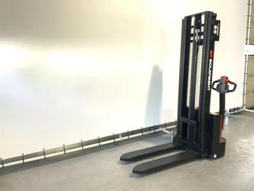 EP ESL-122 LI-ION stapelaar met een hefhoogte van 3,30 meter beschikbaar voor biedingen