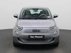 Fiat 500e 3+1 La Prima 42 kWh, 1300 kg, Parkeersensor, Zwart, 313 km