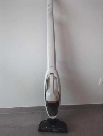 AEG X6 Steelstofzuiger Wit, Enlèvement, Aspirateur