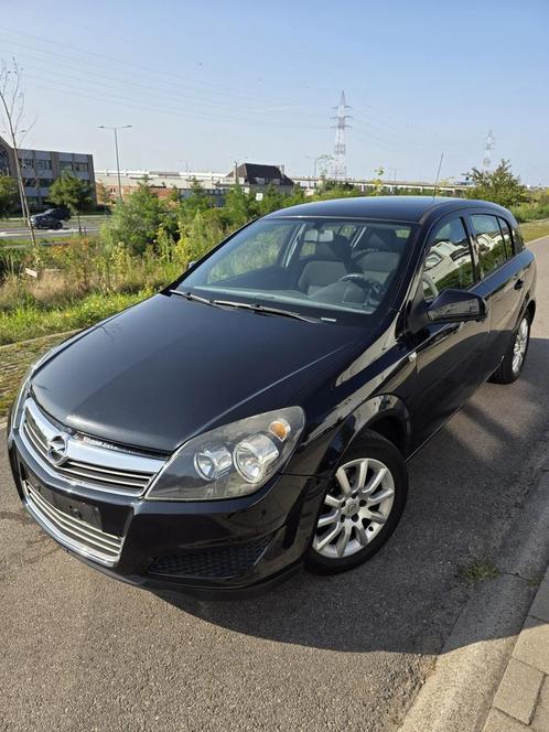 Opel Astra Euro 5 klaar voor registratie, Auto's, Opel, Particulier, Astra, Benzine, Euro 5, Berline, 5 deurs, Handgeschakeld