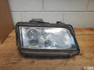 Audi A8 1994 - 1999 xenon koplamp rechts met module €150 beschikbaar voor biedingen