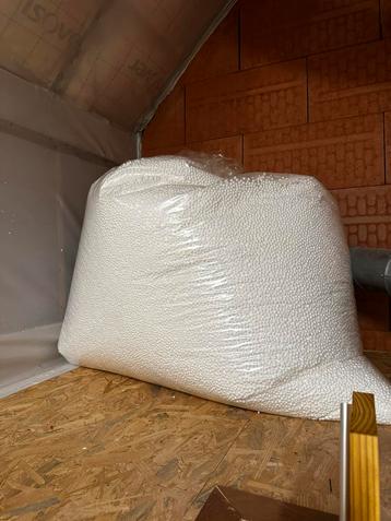 Vulling voor zitzak 2x = 600liter beschikbaar voor biedingen