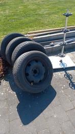 4 stalen velgen met gebruikte banden bandenmaat 215/55R16, Auto-onderdelen, Banden en Velgen, Ophalen, Gebruikt, Band(en)