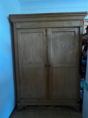 Armoire superbe en bois massif, Enlèvement